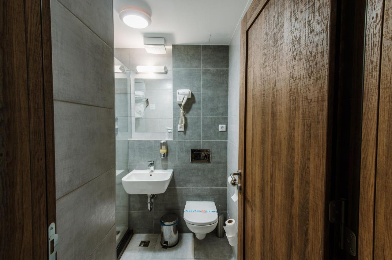 Hotel Nais Nis Ngoại thất bức ảnh