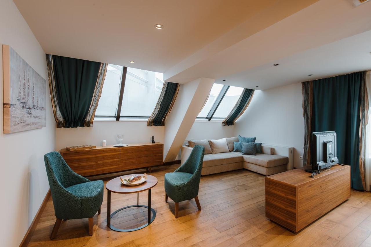 Hotel Nais Nis Ngoại thất bức ảnh