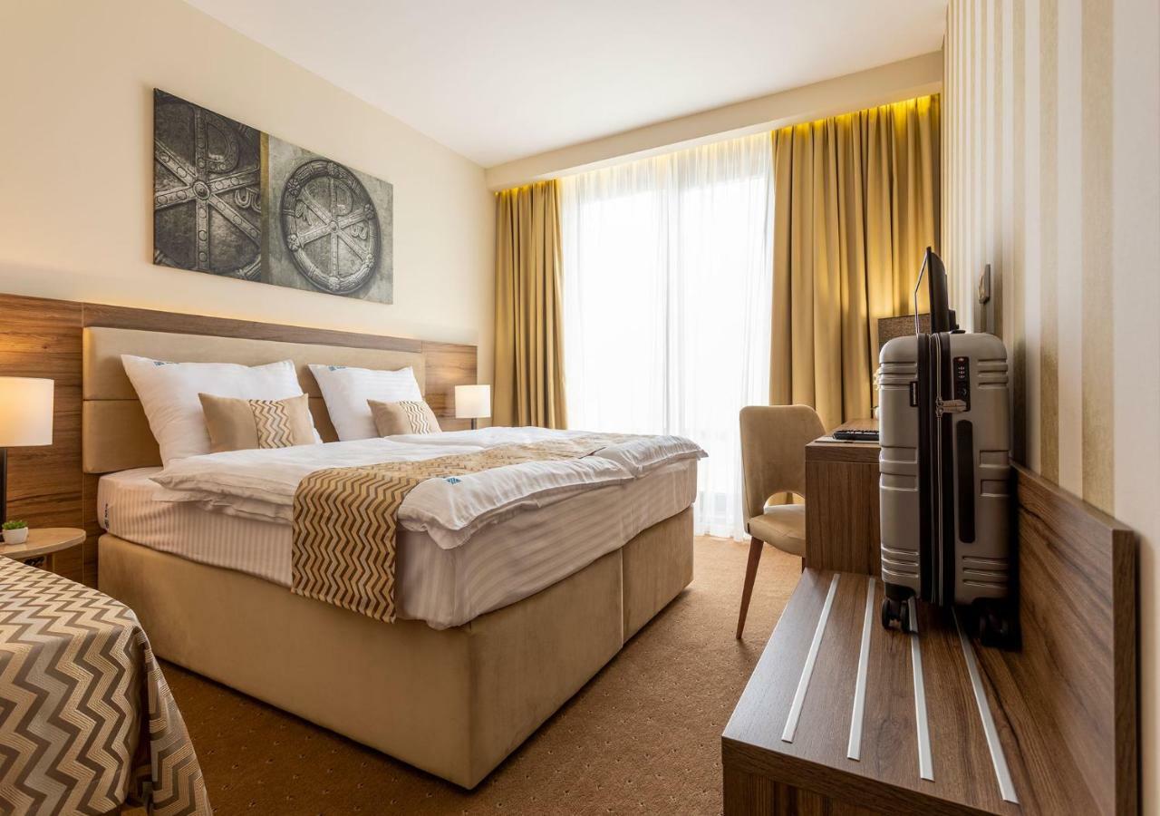 Hotel Nais Nis Ngoại thất bức ảnh