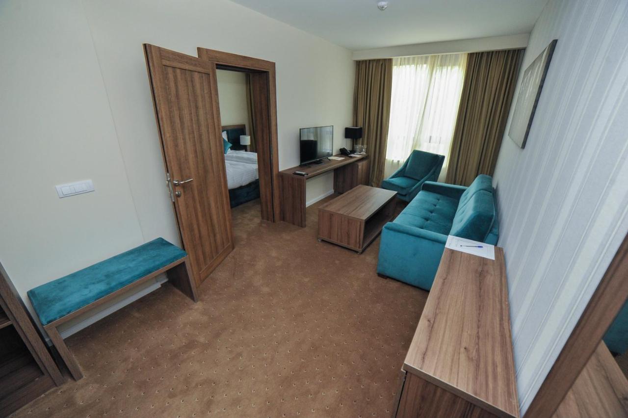 Hotel Nais Nis Ngoại thất bức ảnh